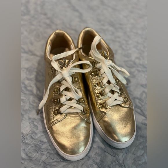 Lilly Pulitzer • Hallie Gold studded Sneaker Size 8 💥RARE 💥 - Picture 13 of 15